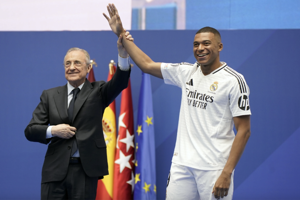 Kylian Mbappé đang thi đấu cho câu lạc bộ Real Madrid